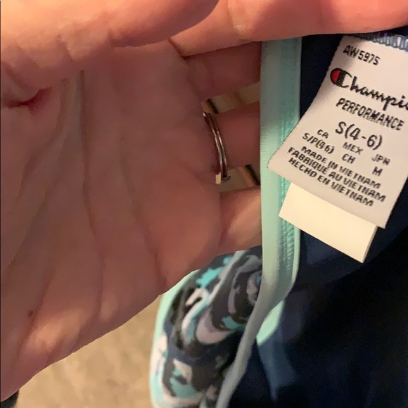 Champion performance swim suit - Picture 4 of 4